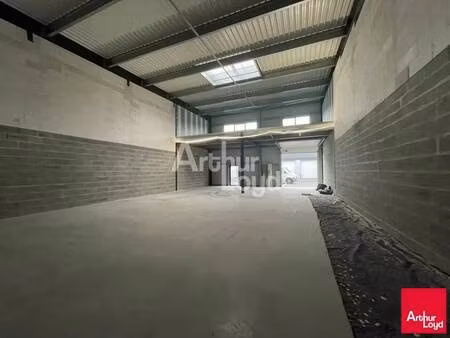 vente local d'activités 276 m²