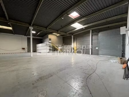 vente local d'activités 970 m²