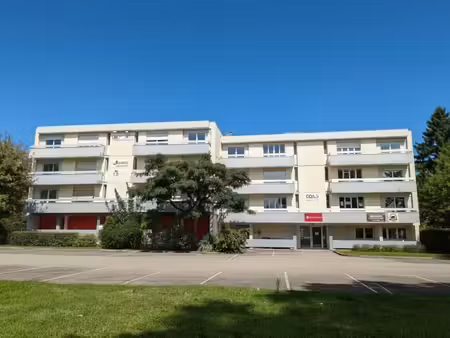 location bureaux 527 m²