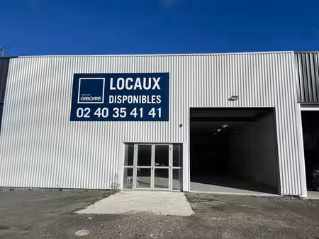 location local d’activités saint-jean-de-linières 49070 260m²