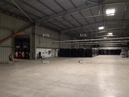 location entrepôt bollene 84500 9000m²