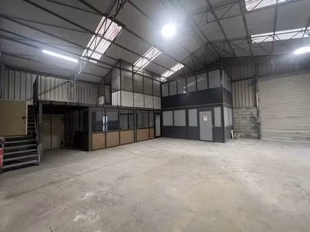 location local d’activités hermes 60370 250m²