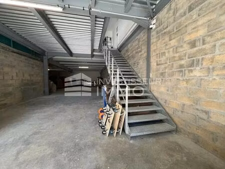 location local d'activités 330 m²