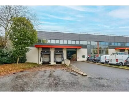 location local d’activités saint thibault des vignes 77400 1998m²