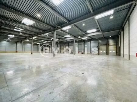 location entrepôt 5 978 m²