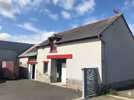 location entrepôt servon sur vilaine 35530 450m² à 910m²