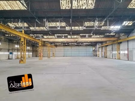 location local d'activités 675 m² à 17 625 m²