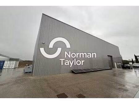 location local d'activités 435 m²