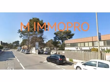 location local d'activités 228 m²