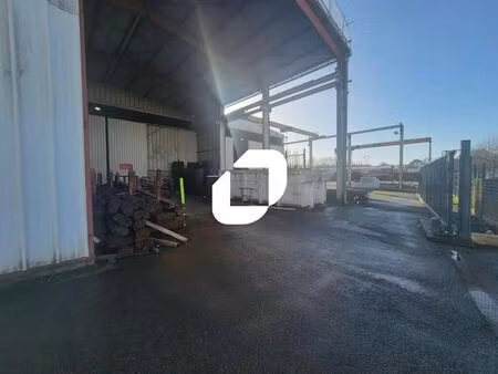 location local d'activités 1 630 m²