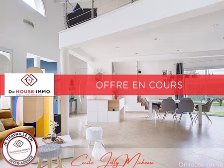 vente maison 6 pièces 217 m² à cartelègue (33390)  399 000 €