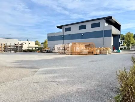 location local d’activités frejus 83600 500m²
