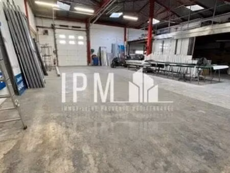 location local d'activités 696 m² à 1 452 m²