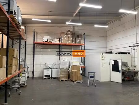 location entrepôt 500 m²
