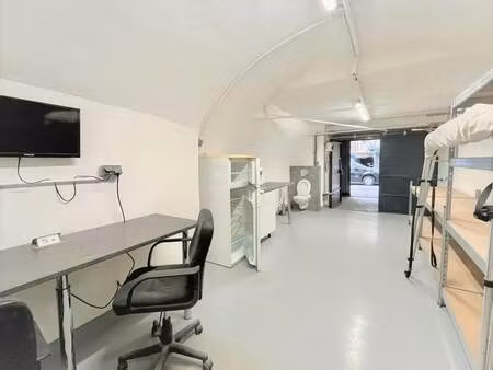 location entrepôt 53 m²