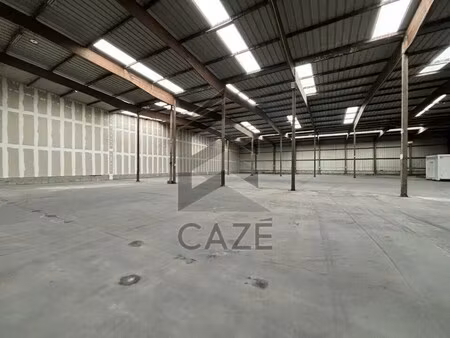 location local d'activités 6 300 m²