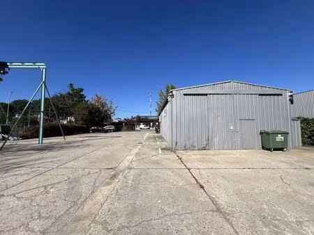 location local d’activités le haillan 33185 160m²