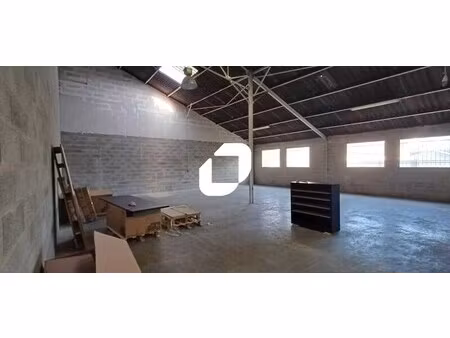 location local d’activités longnes 78980 119m² à 263m²