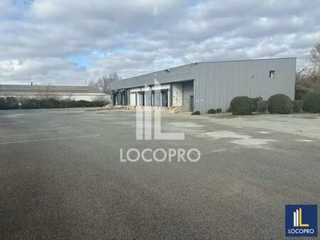 location local d’activités puget sur argens 83480 700m²