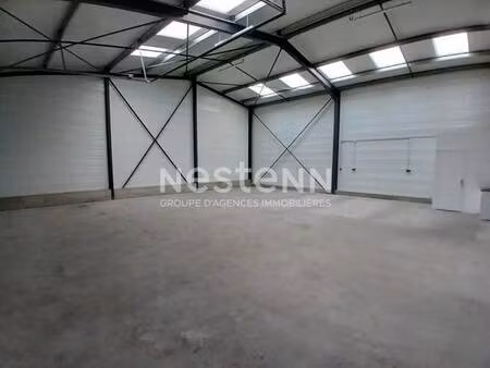 location local d'activités 146 m²