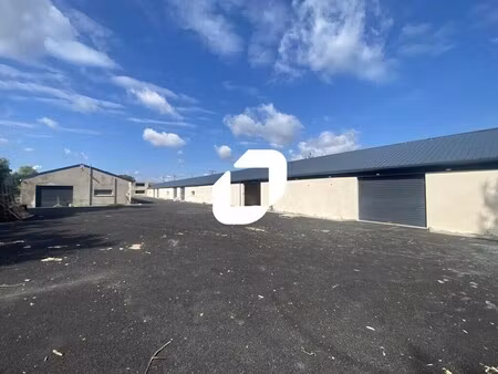 location entrepôt 15 m² à 430 m²