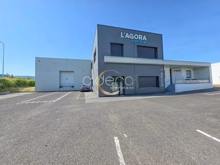 location entrepôt 141 m²