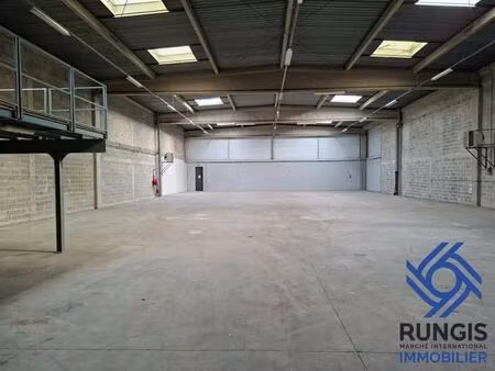 location entrepôt l hay les roses 94240 965m²