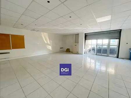 location local d’activités nimes 30900 65m²