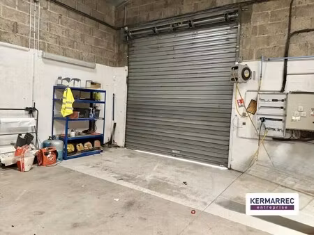location local d'activités 260 m²