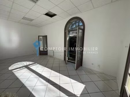 location local d'activités 30 m²