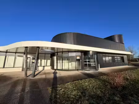 location entrepôt 2486m²