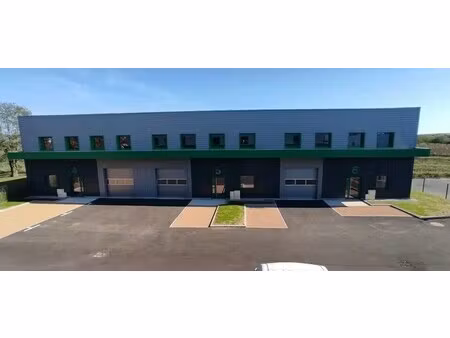 location local d'activités 230 m²