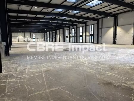 location local d’activités prunay 51360 215m²