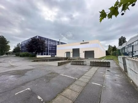 location entrepôt 1 002 m² à 3 969 m²