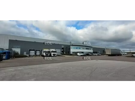 location entrepôt 6 309 m²