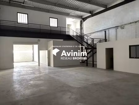location local d'activités 395 m²