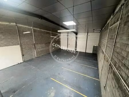 location entrepôt 330 m²
