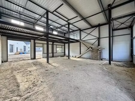 location local d’activités asnieres sur oise 95270 260m²