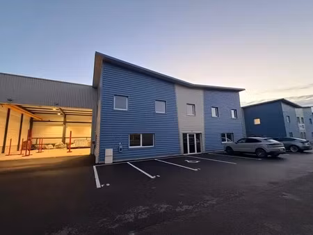 location local d’activités beligneux 01360 916m²