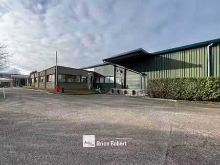 location local d’activités champagne-au-mont-d’or 69410 1735m²