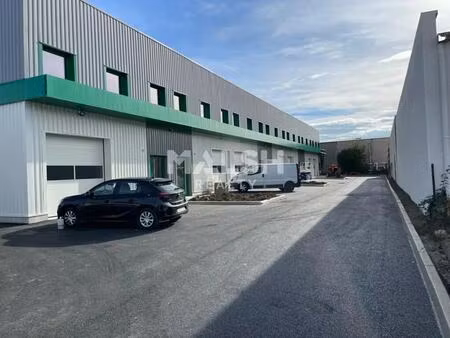 location local d’activités mions 69780 154m² à 308m²