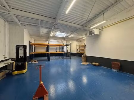 location entrepôt 516 m²