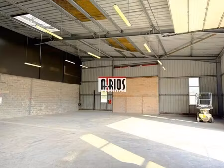 location entrepôt 420 m²