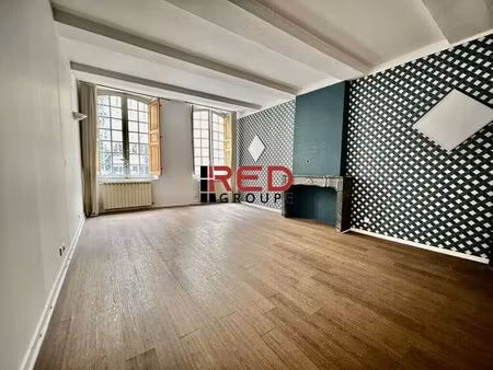 location local d'activités 73 m²