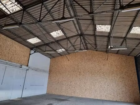location local d'activités 180 m² à 1 180 m²