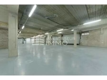 location local d'activités 1 012 m²