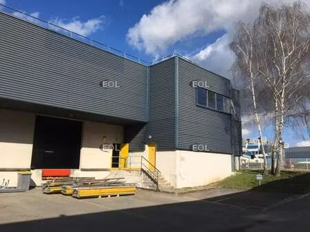 location local d’activités tigery 91250 552m²