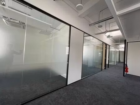 location entrepôt vanves 92170 1150m²