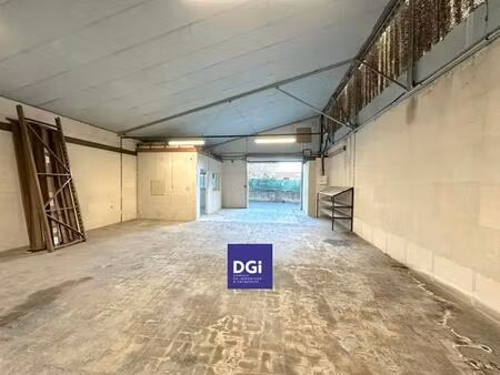 location local d'activités 160 m²