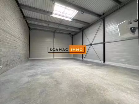 location entrepôt 68 m² à 268 m²